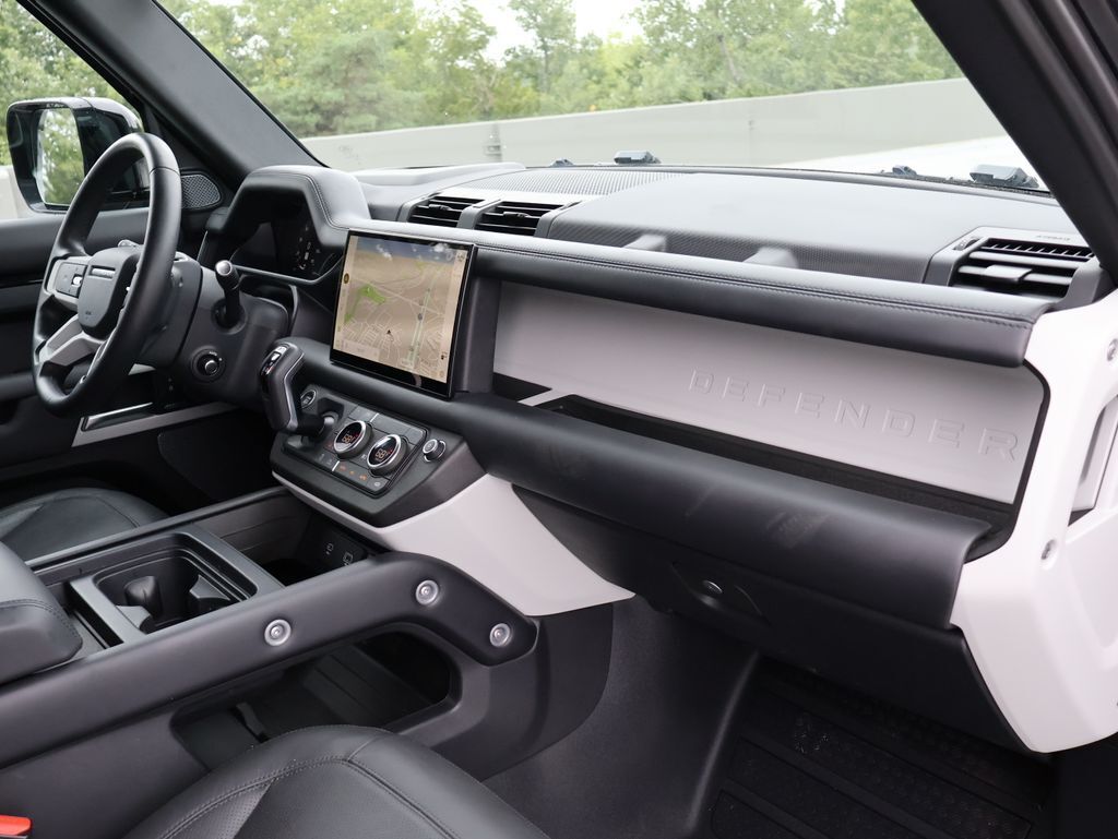 2024 Land Rover Defender 110 SE San Clemente CA