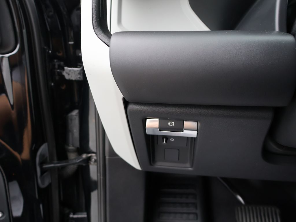 2024 Land Rover Defender 110 SE San Clemente CA