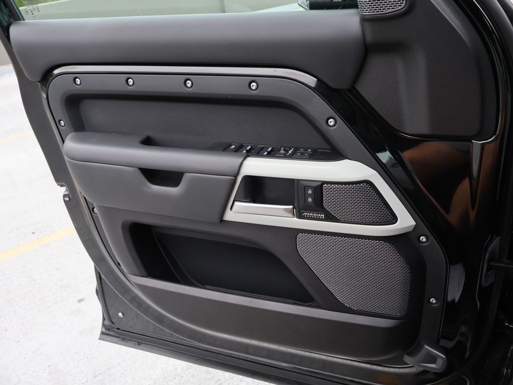 2024 Land Rover Defender 110 SE San Clemente CA