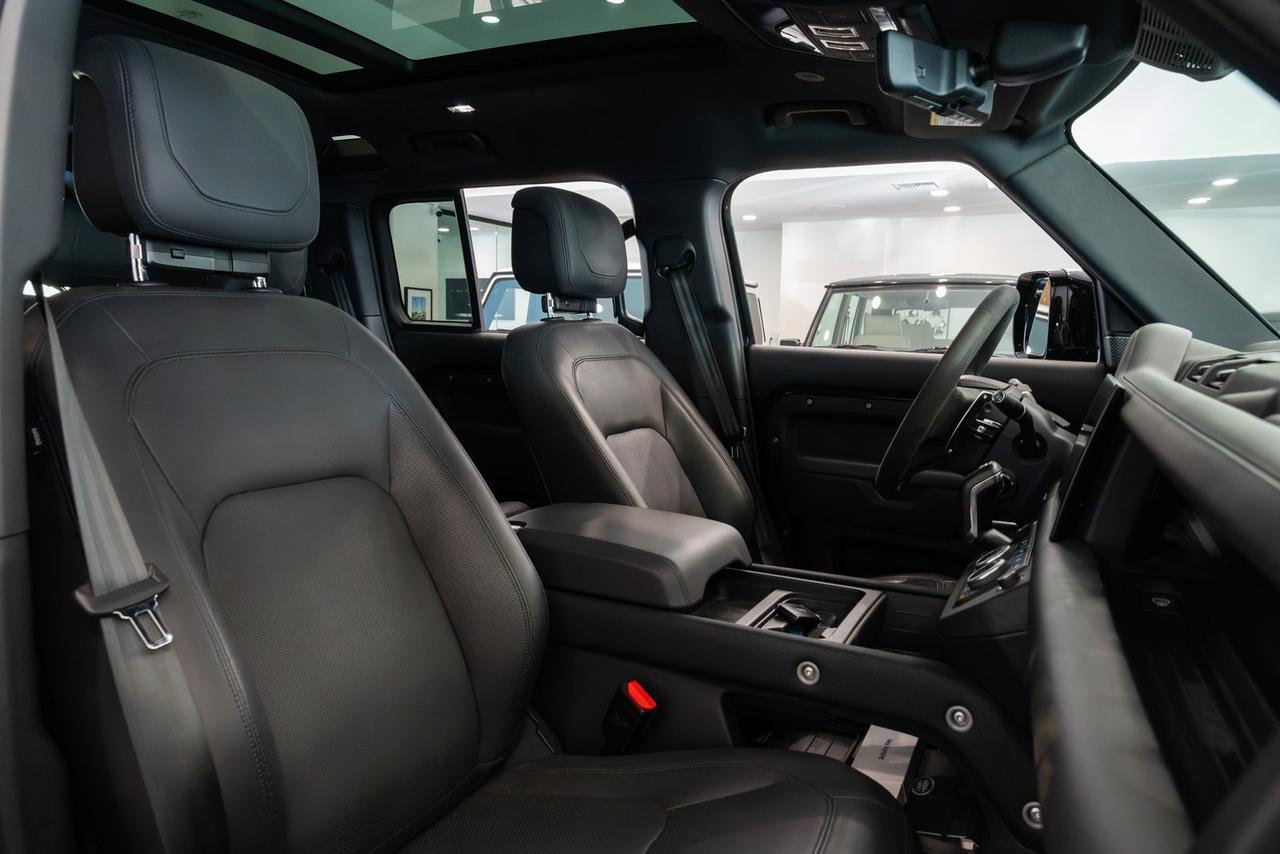 2024 Land Rover Defender 110 V8 Gladstone OR