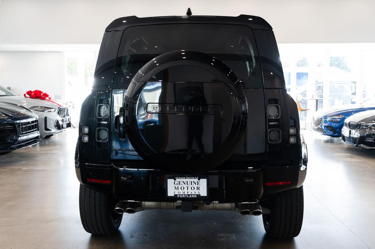 2024 Land Rover Defender 110 V8 Gladstone OR