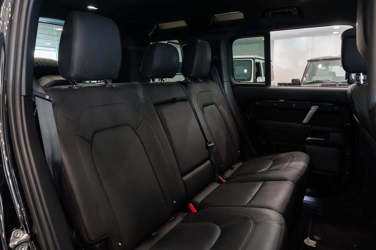 2024 Land Rover Defender 110 V8 Gladstone OR