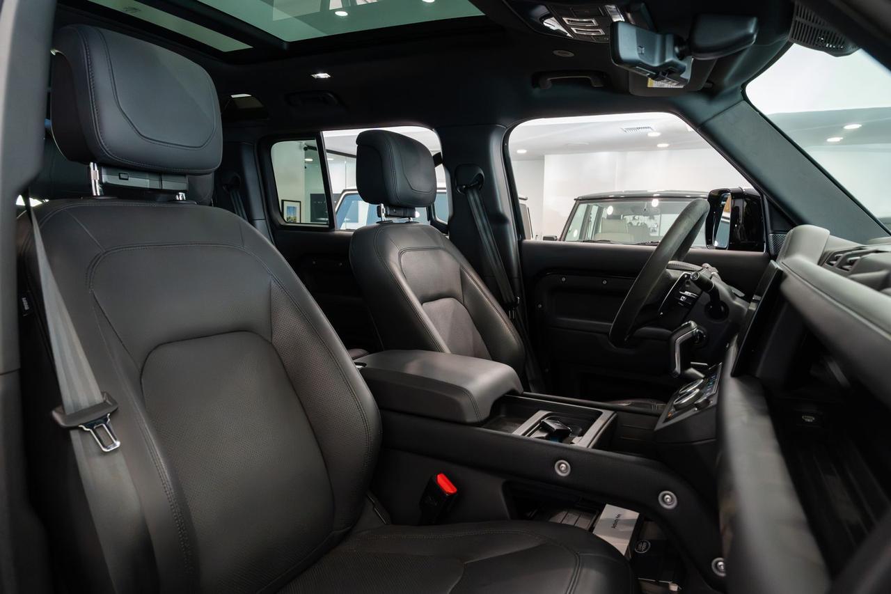 2024 Land Rover Defender 110 V8 Gladstone OR