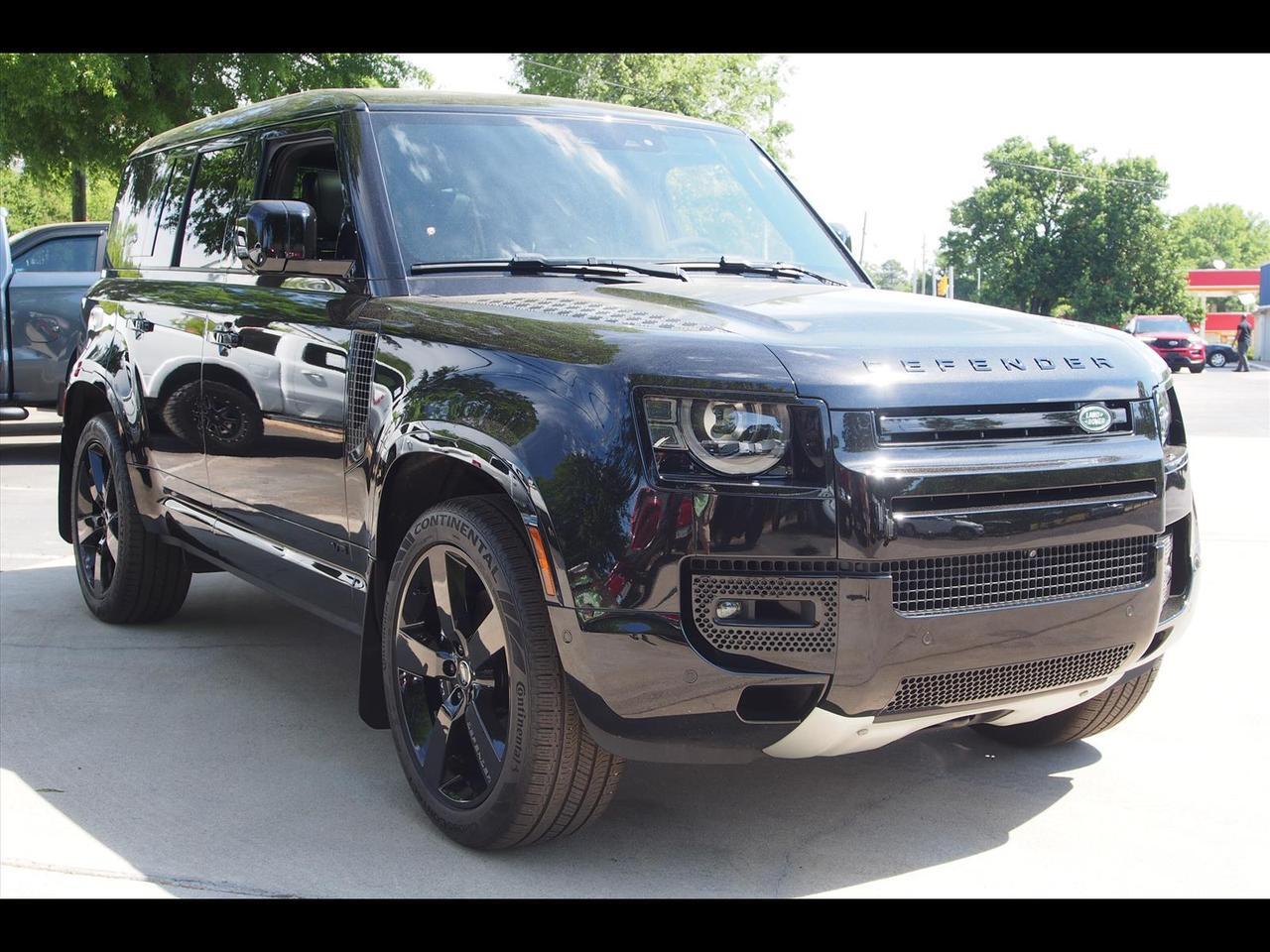 2024 Land Rover Defender 110 V8 P525
