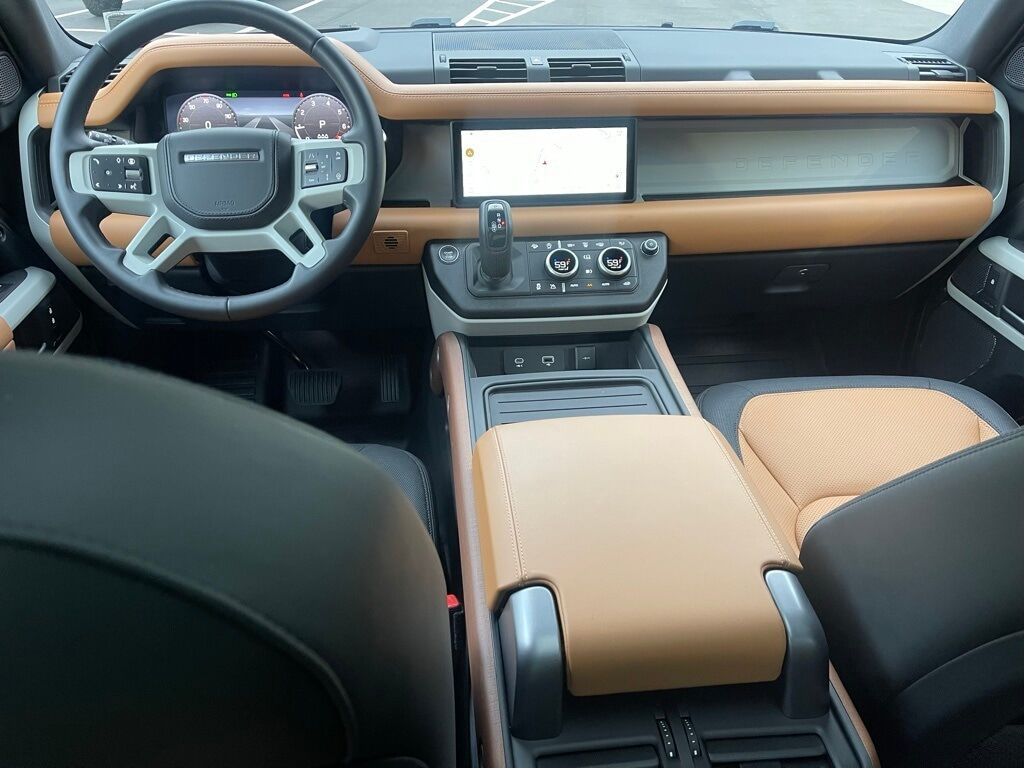 2024 Land Rover Defender 110 X-Dynamic SE Orange MA
