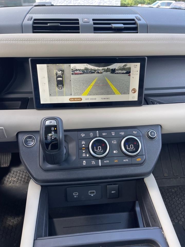 2024 Land Rover Defender 110 X-Dynamic SE Orange MA