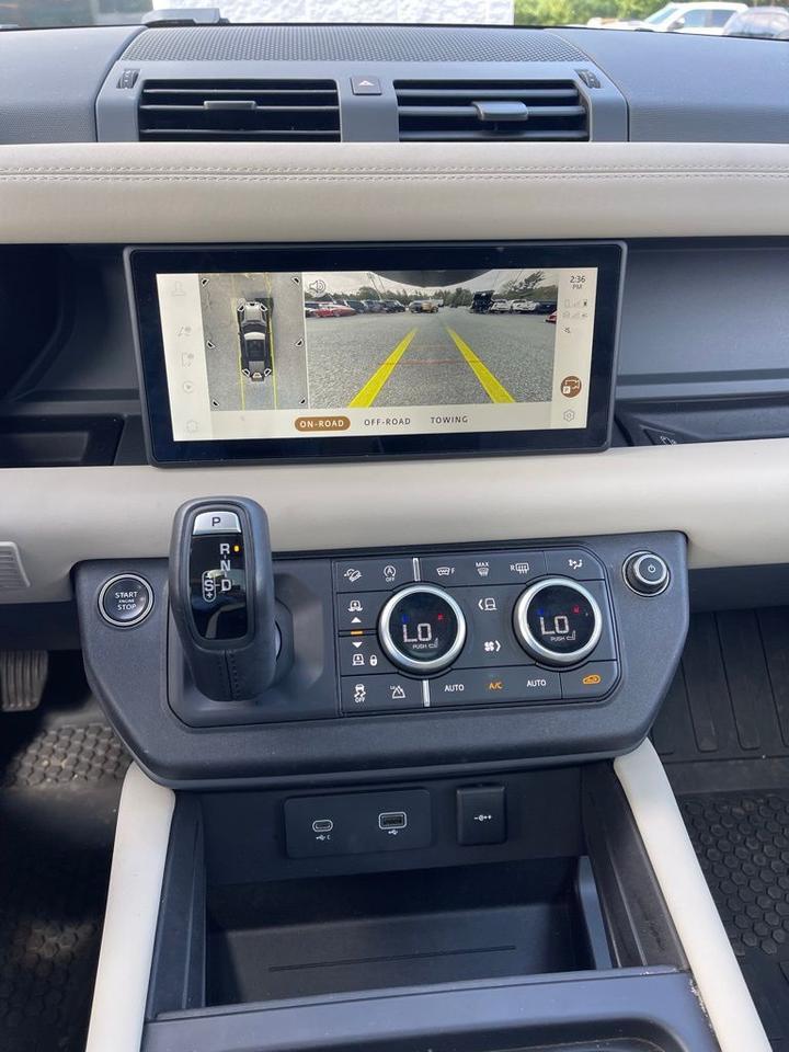 2024 Land Rover Defender 110 X-Dynamic SE Orange MA