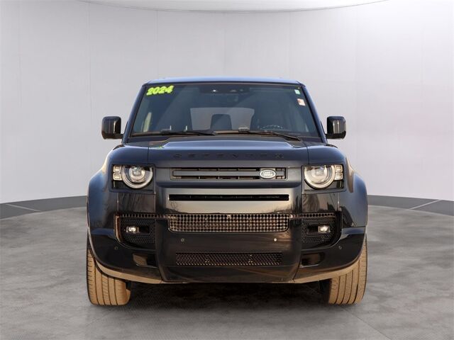 2024 Land Rover Defender 110 X-Dynamic SE Oshkosh WI 2024 Land Rover Defender 110 X-Dynamic SE Oshkosh WI