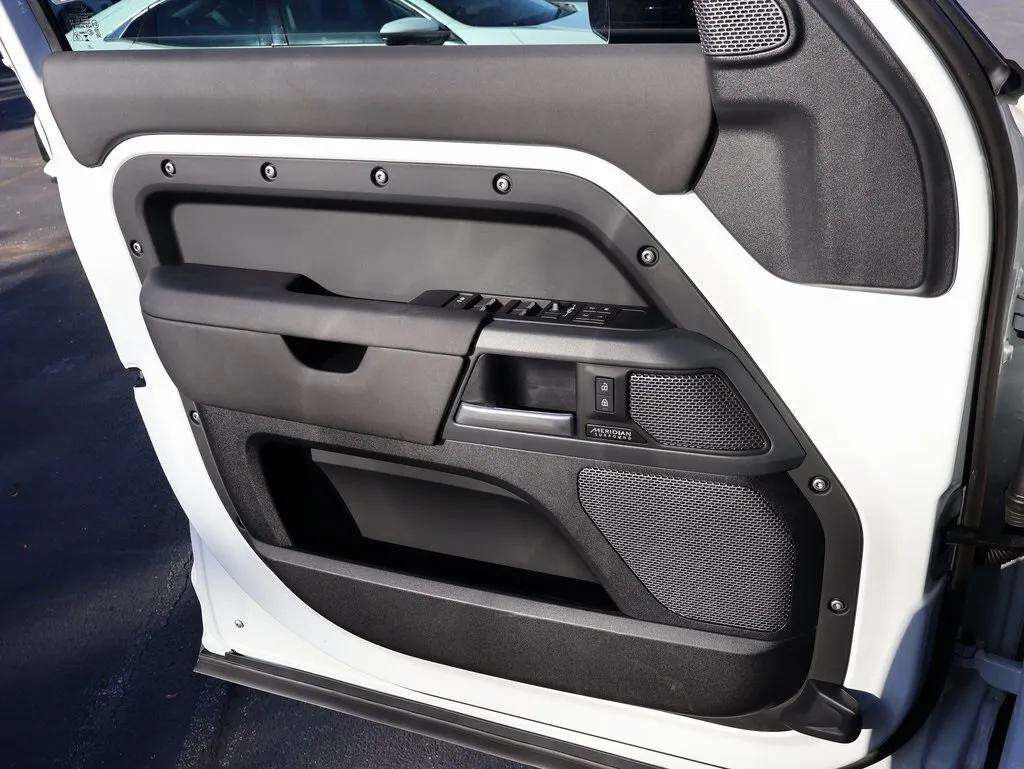 2024 Land Rover Defender 110 X-Dynamic SE San Clemente CA
