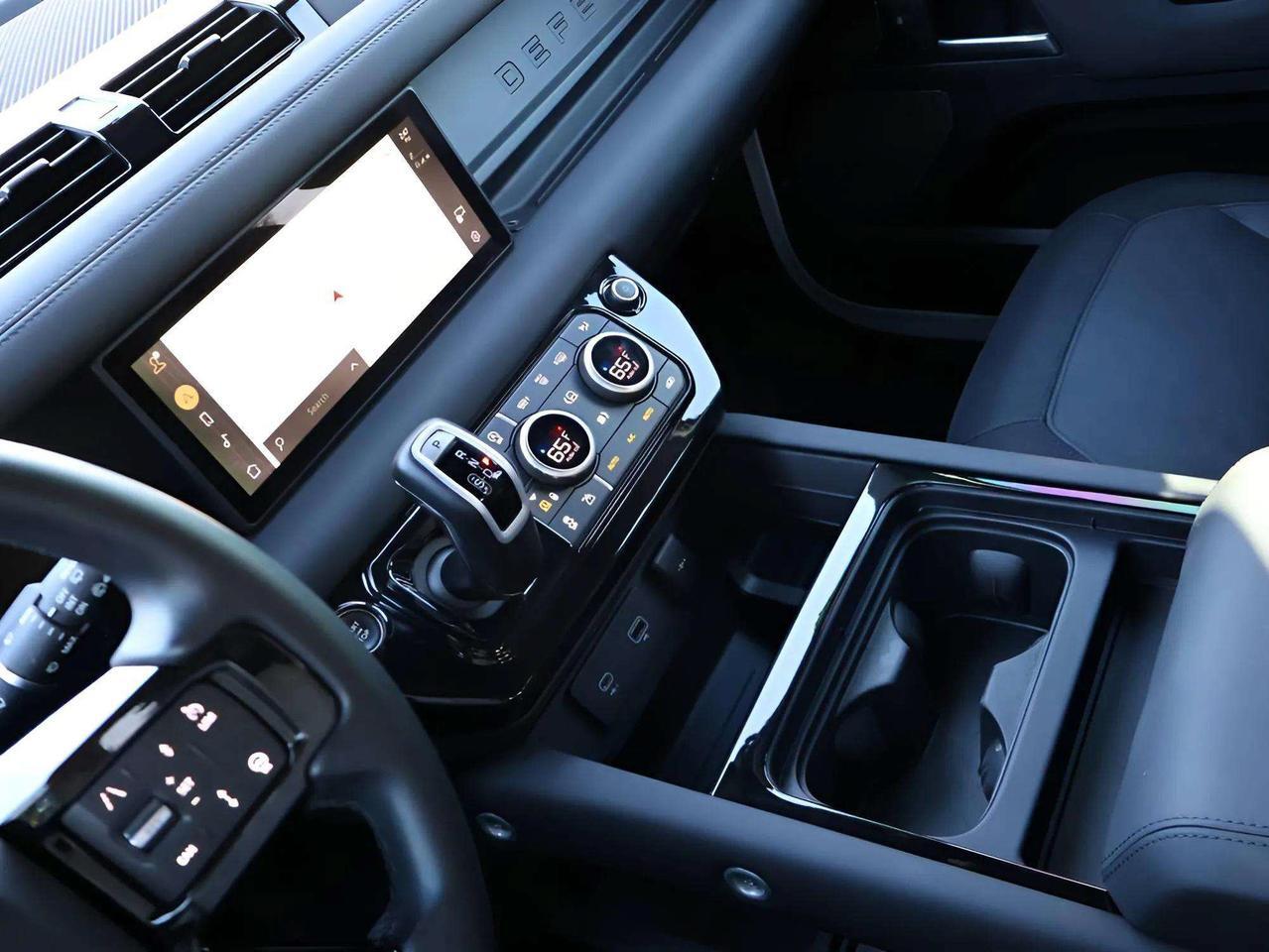 2024 Land Rover Defender 110 X-Dynamic SE San Clemente CA