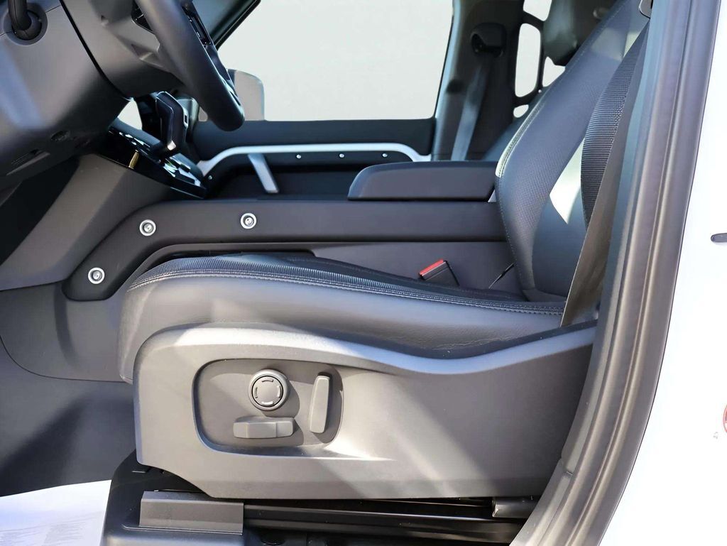 2024 Land Rover Defender 110 X-Dynamic SE San Clemente CA
