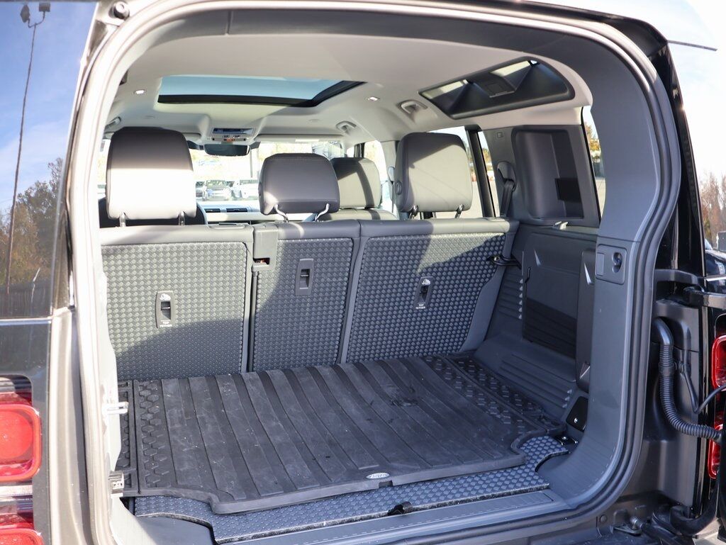 2024 Land Rover Defender 110 X-Dynamic SE San Clemente CA