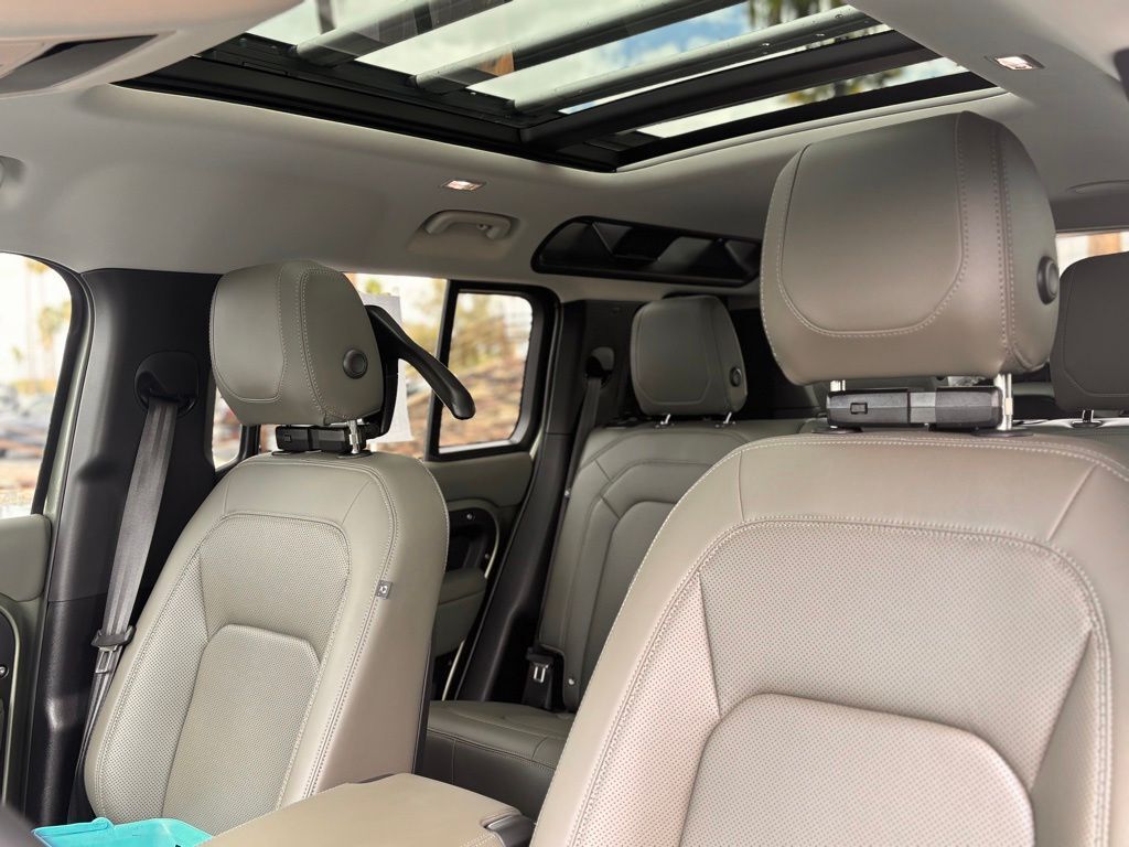 2024 Land Rover Defender 110 X-Dynamic SE Tucson AZ