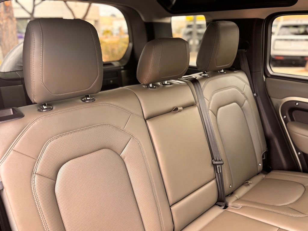2024 Land Rover Defender 110 X-Dynamic SE Tucson AZ