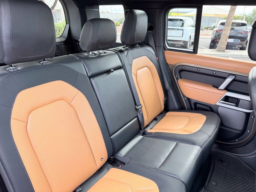 2024 Land Rover Defender 110 X-Dynamic SE Tucson AZ