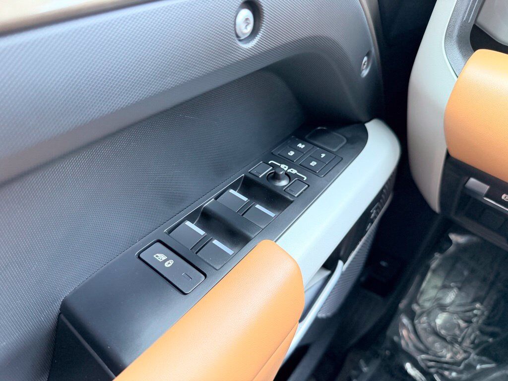 2024 Land Rover Defender 110 X-Dynamic SE Tucson AZ
