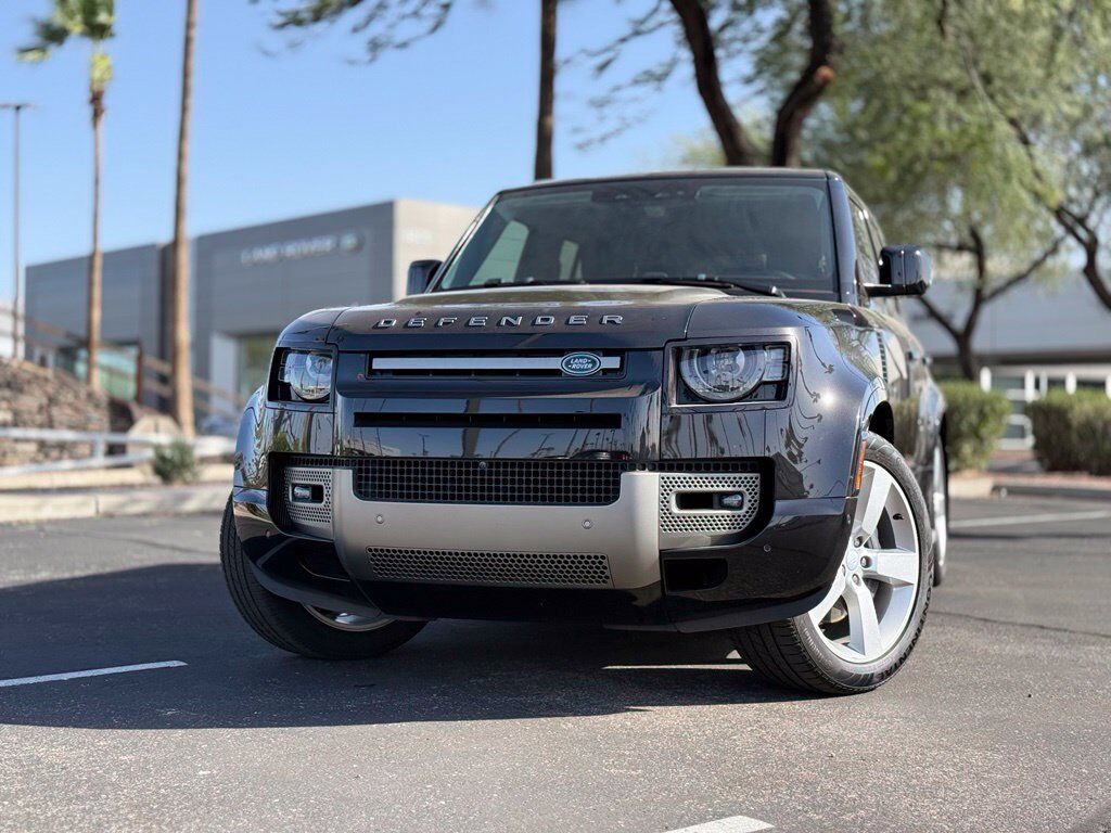 2024 Land Rover Defender 110