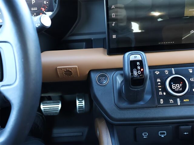 2024 Land Rover Defender 110 X Oshkosh WI