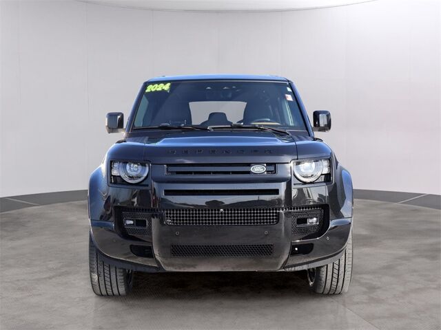 2024 Land Rover Defender 110 X Oshkosh WI