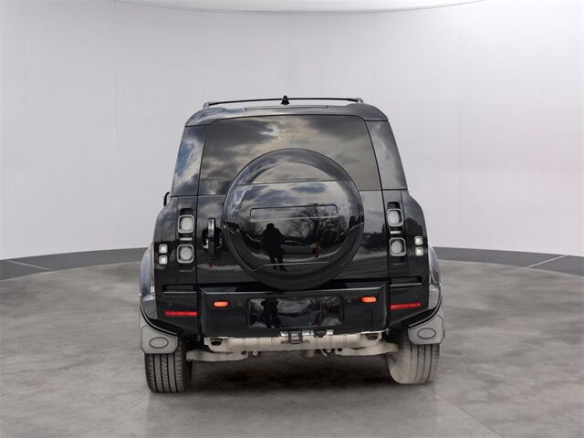2024 Land Rover Defender 110 X Oshkosh WI