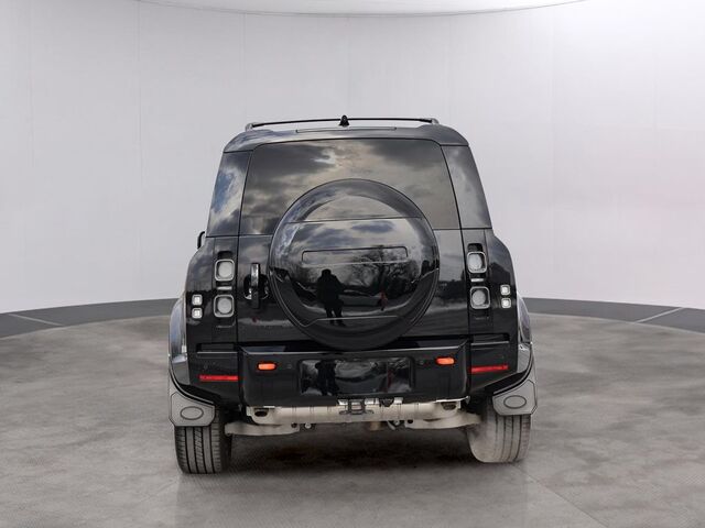 2024 Land Rover Defender 110 X Oshkosh WI 2024 Land Rover Defender 110 X Oshkosh WI