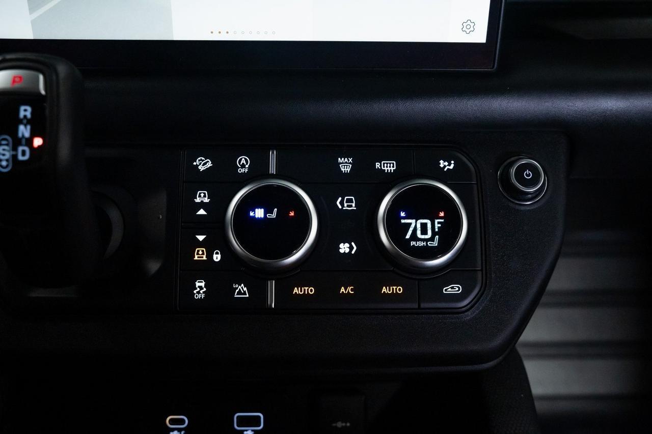 2024 Land Rover Defender 130 Outbound Vented Seats Moonroof Meridian Audio Portland OR