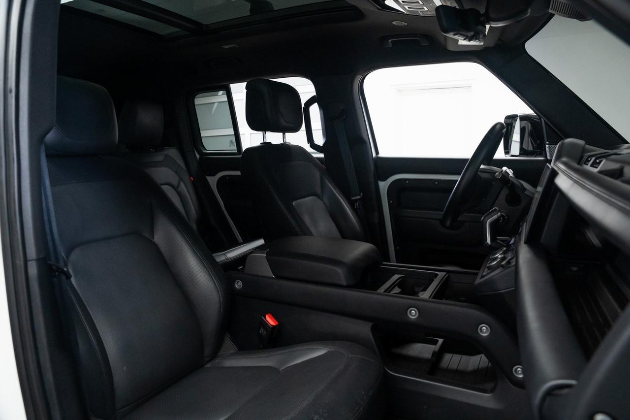 2024 Land Rover Defender 130 Outbound Vented Seats Moonroof Meridian Audio Portland OR