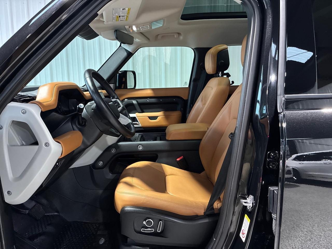 2024 Land Rover Defender 130 S, 22in Wheels, Leather Upgrade, HUD, Tow, 18-Way H&C Seats Houston TX