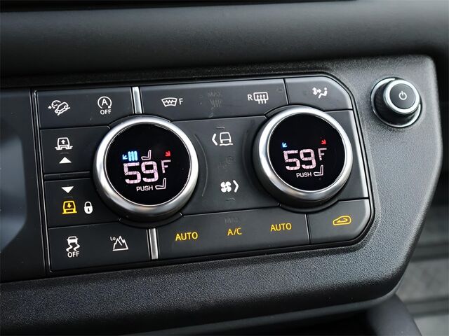 2024 Land Rover Defender 130 X-Dynamic SE Oshkosh WI