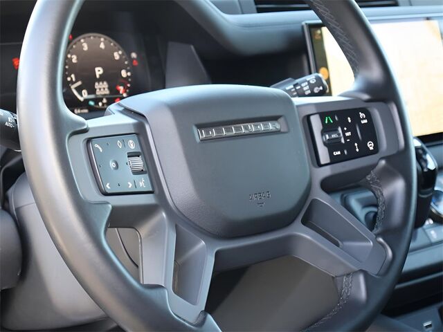 2024 Land Rover Defender 130 X-Dynamic SE Oshkosh WI
