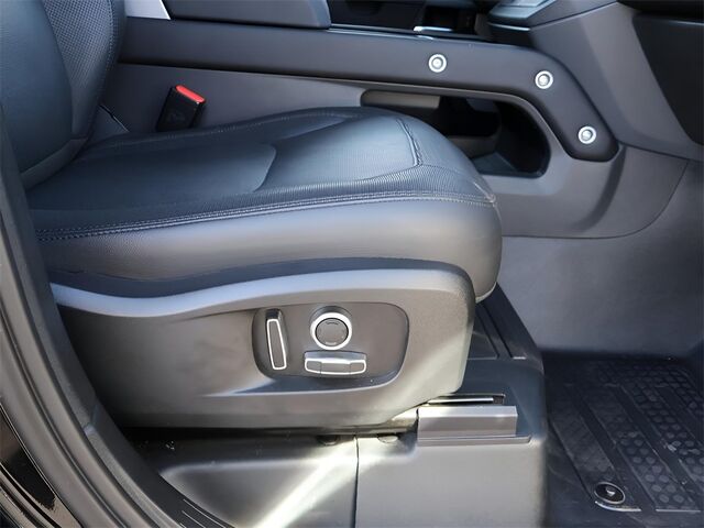 2024 Land Rover Defender 130 X-Dynamic SE Oshkosh WI