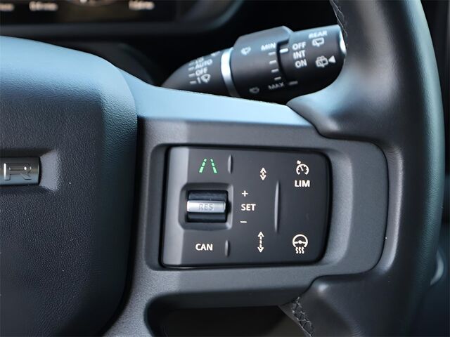 2024 Land Rover Defender 130 X-Dynamic SE Oshkosh WI