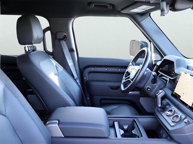 2024 Land Rover Defender 130 X-Dynamic SE Oshkosh WI