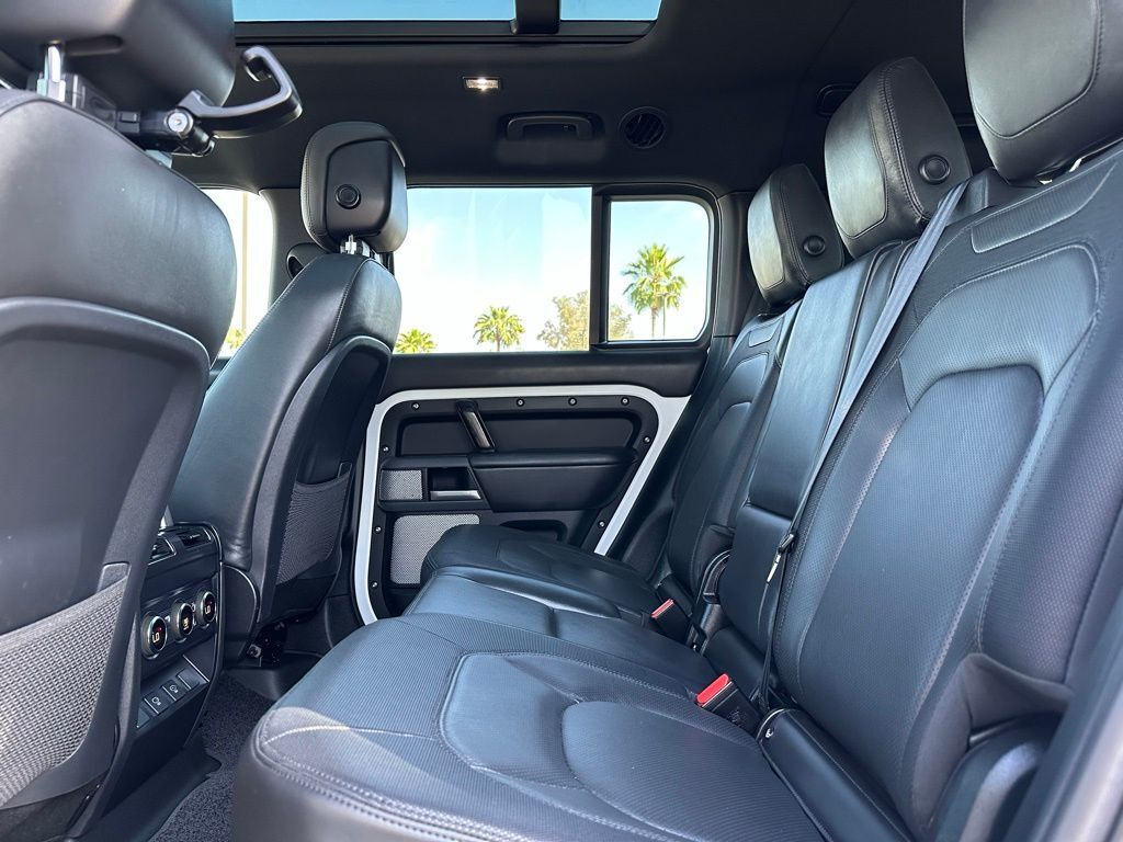 2024 Land Rover Defender 130 X-Dynamic SE Tucson AZ