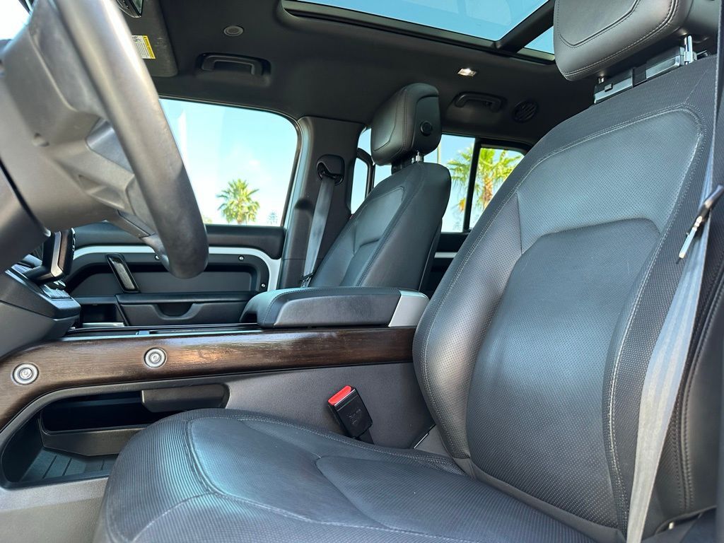 2024 Land Rover Defender 130 X-Dynamic SE Tucson AZ