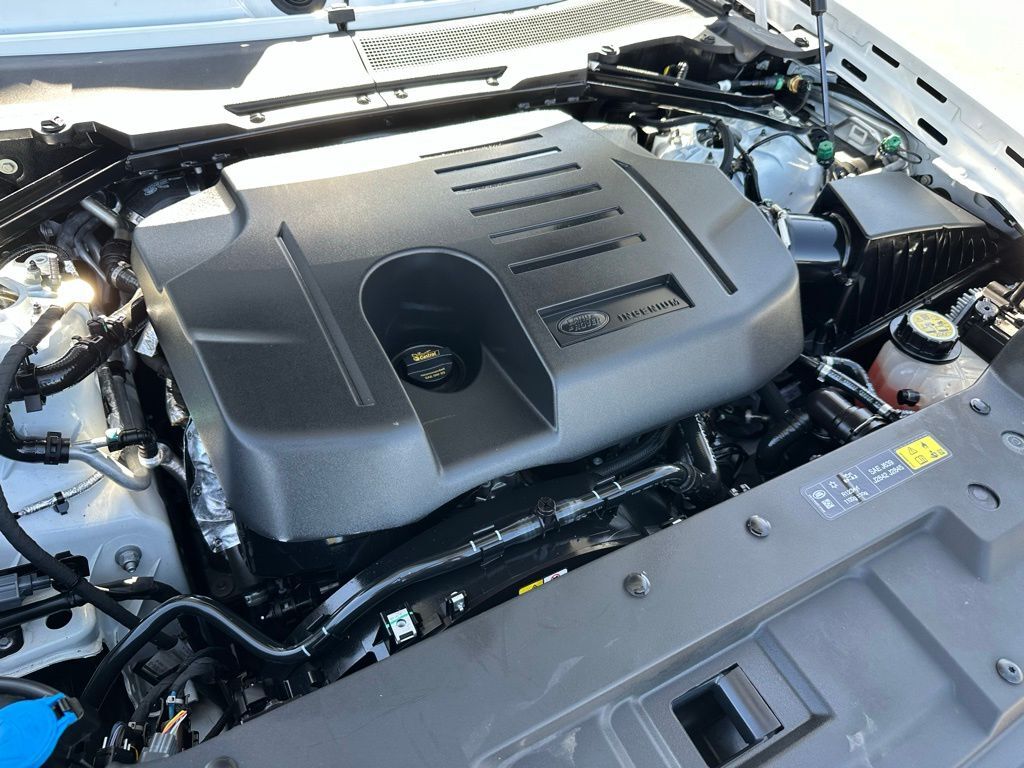 2024 Land Rover Defender 130 X-Dynamic SE Tucson AZ