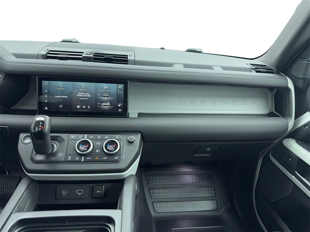 2024 Land Rover Defender 90 S NAV,CAM,PANO,HTD STS,BLIND SPOT,19&quot; WLS Plano TX