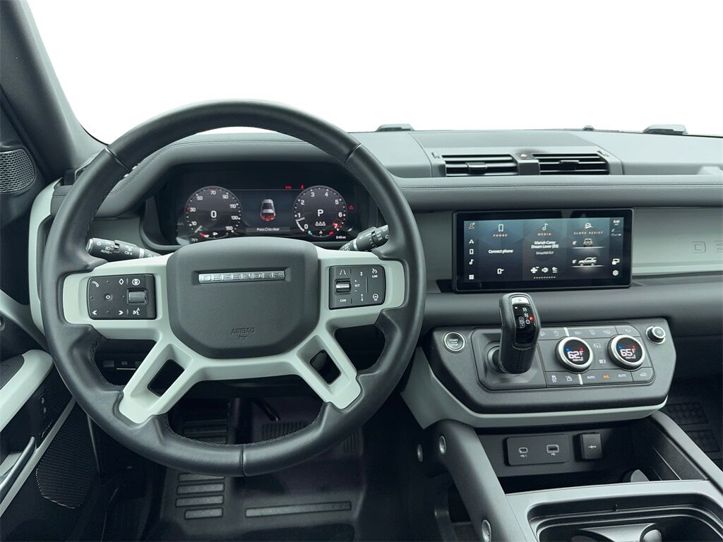 2024 Land Rover Defender 90 S NAV,CAM,PANO,HTD STS,BLIND SPOT,19&quot; WLS Plano TX