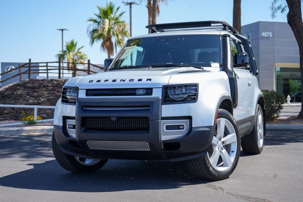 2024 Land Rover Defender 90 S