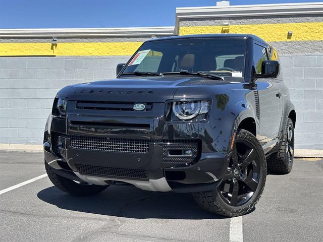 2024 Land Rover Defender 90 V8