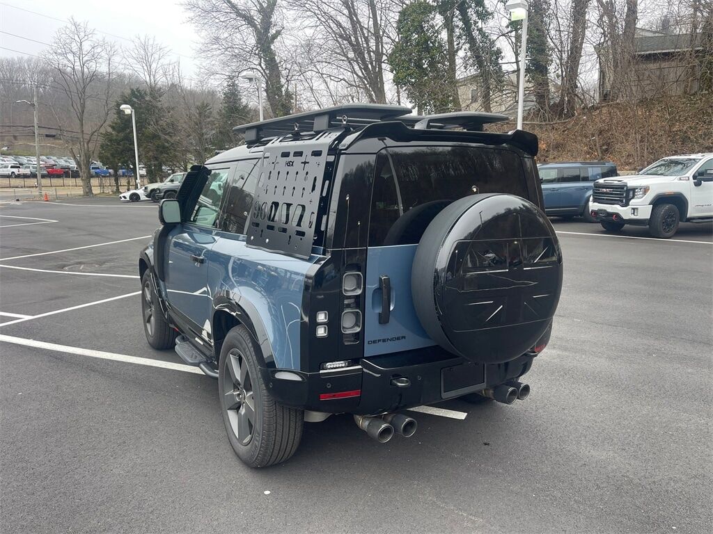 2024 Land Rover Defender 90 X-Dynamic SE Orange MA