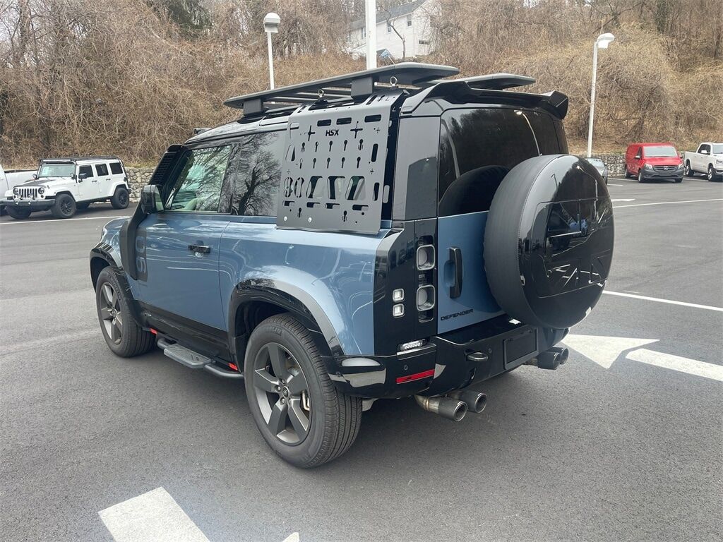 2024 Land Rover Defender 90 X-Dynamic SE Orange MA