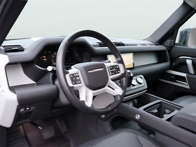 2024 Land Rover Defender 90 X-Dynamic SE Oshkosh WI
