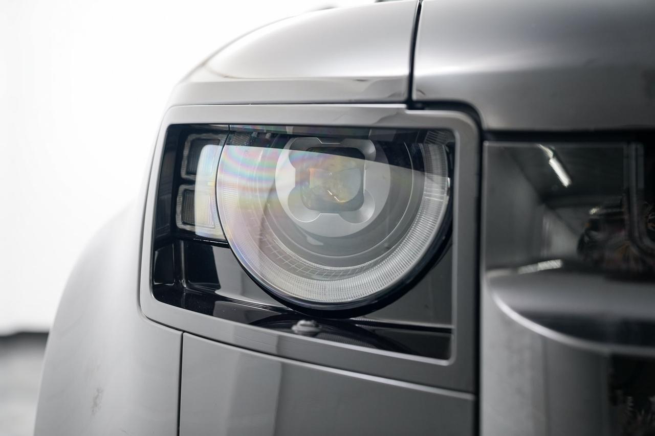 2024 Land Rover Defender P525 V8 Newport Beach CA