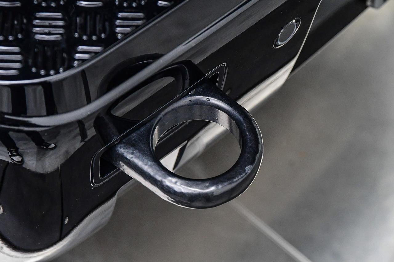 2024 Land Rover Defender P525 V8 Newport Beach CA