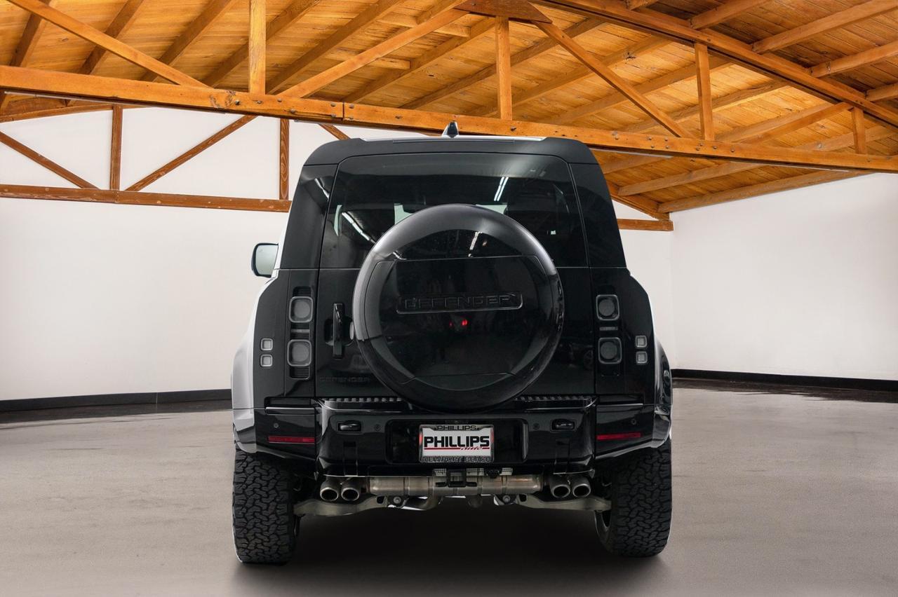 2024 Land Rover Defender P525 V8 Newport Beach CA