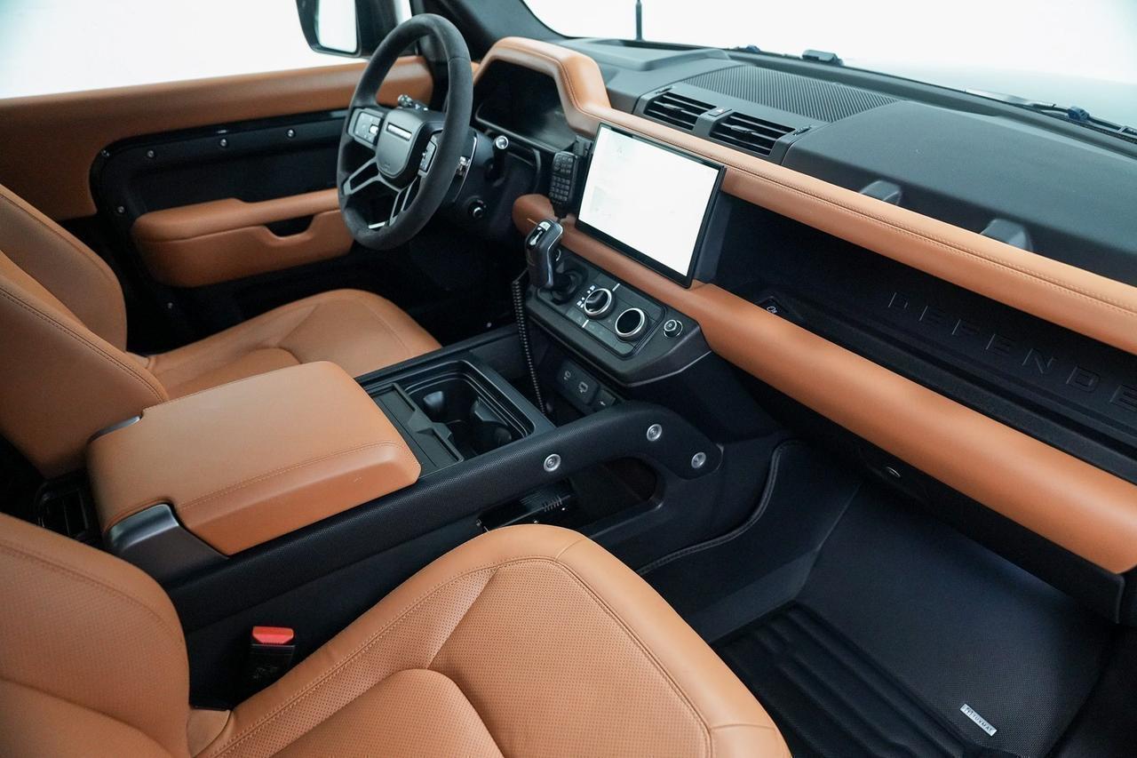 2024 Land Rover Defender P525 V8 Newport Beach CA