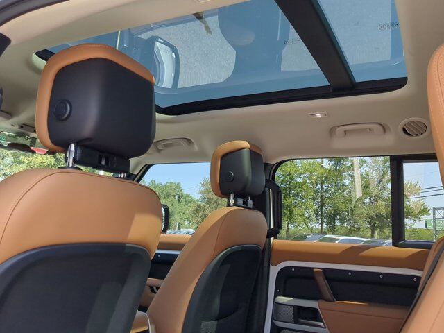 2024 Land Rover Defender S