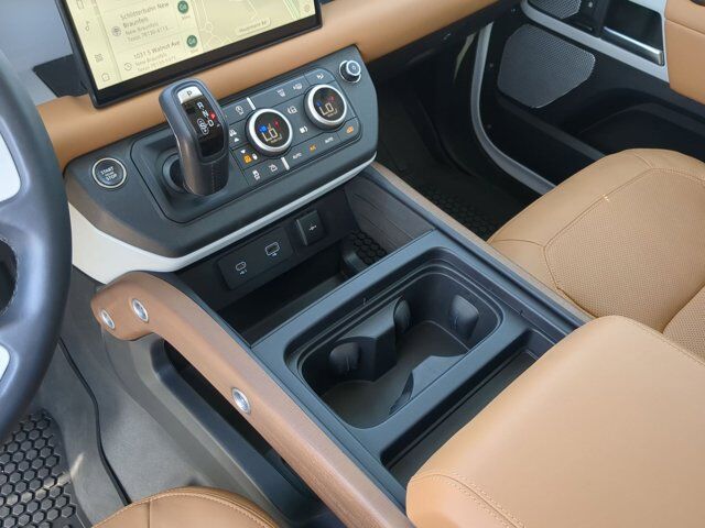 2024 Land Rover Defender S