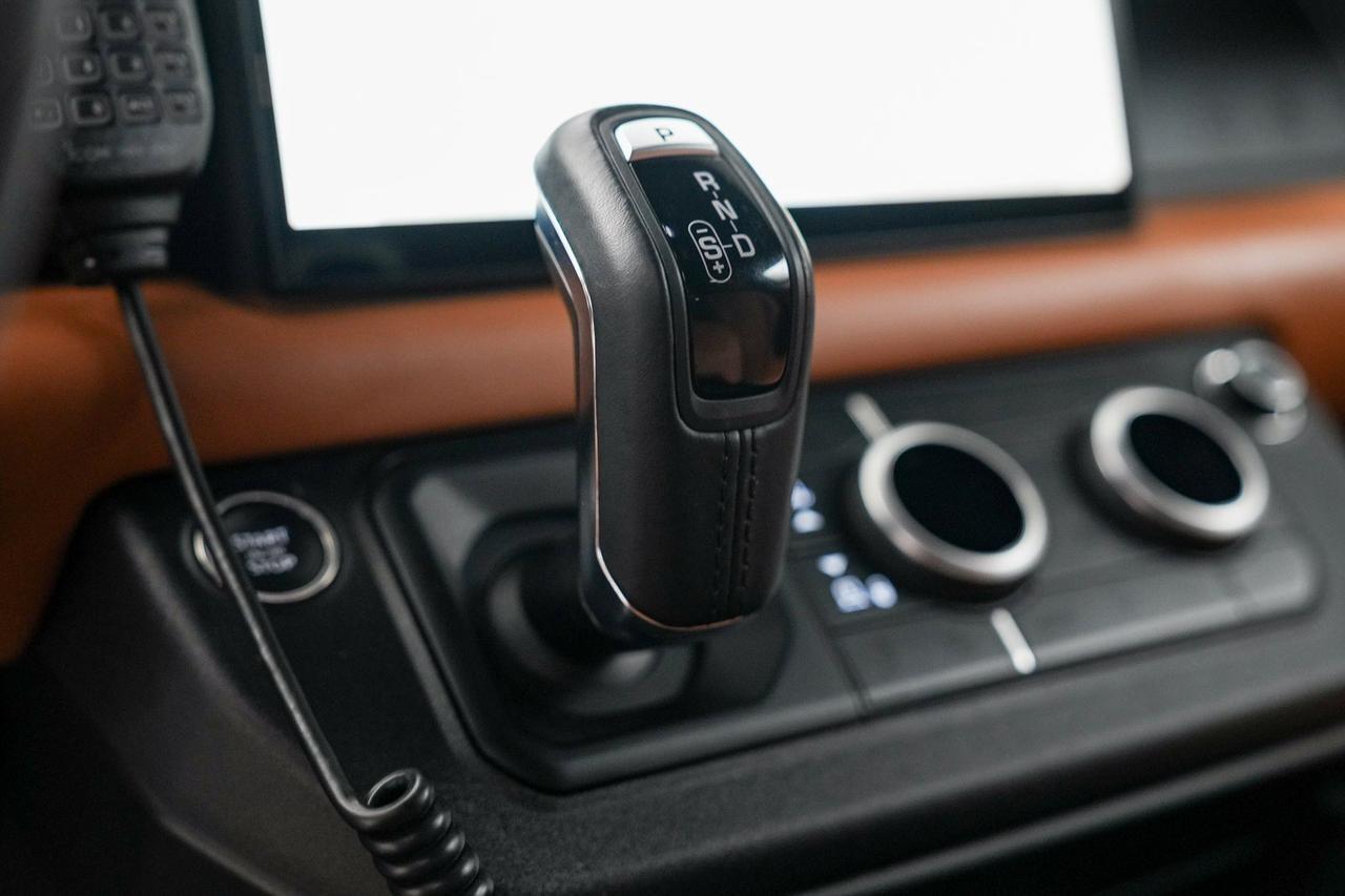 2024 Land Rover Defender V8 Newport Beach CA